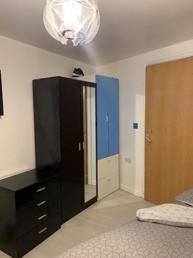 Room Near City Londen Buitenkant foto